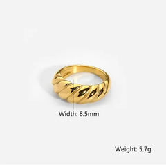 Luxurious 18K gold plated Ring