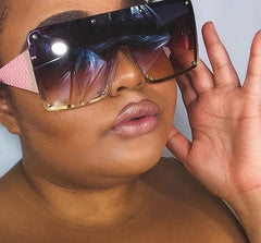 Neoteric Oversized Sunglasses