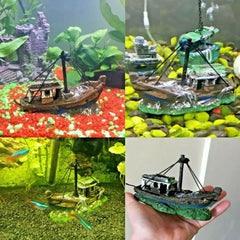 Resin Pirate Ship Wreck Aquarium Ornament