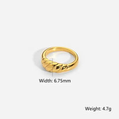 Luxurious 18K gold plated Ring